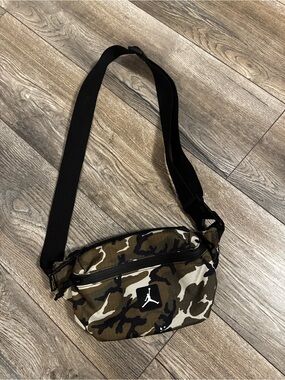 Jordan Camo Belt Bag with Black Strap